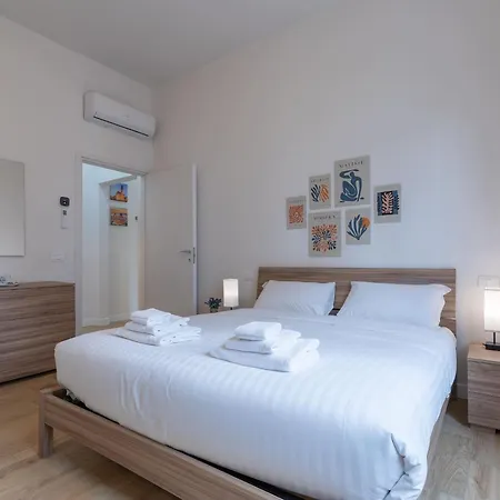 Family Chich In Florencia