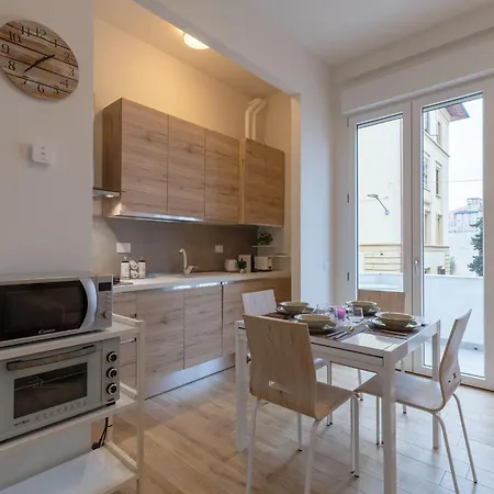 Family Chich In * Florencia